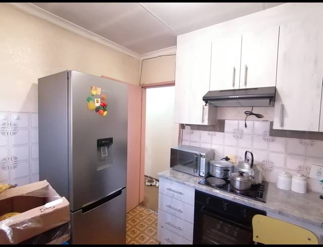 3 BEDROOM FREESTANDING SOLD IN KANANA